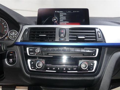 Used 2016 BMW 435i Convertible image 32