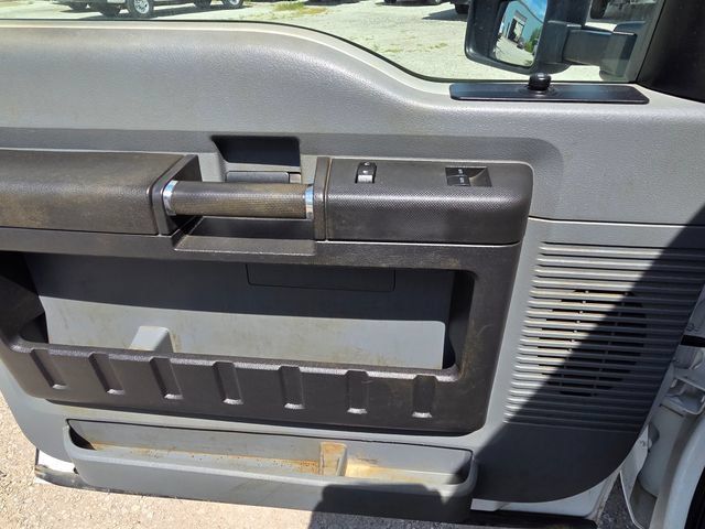 Used 2016 Ford F350 XL w/ Power Equipment Group AWD/4WD image 11