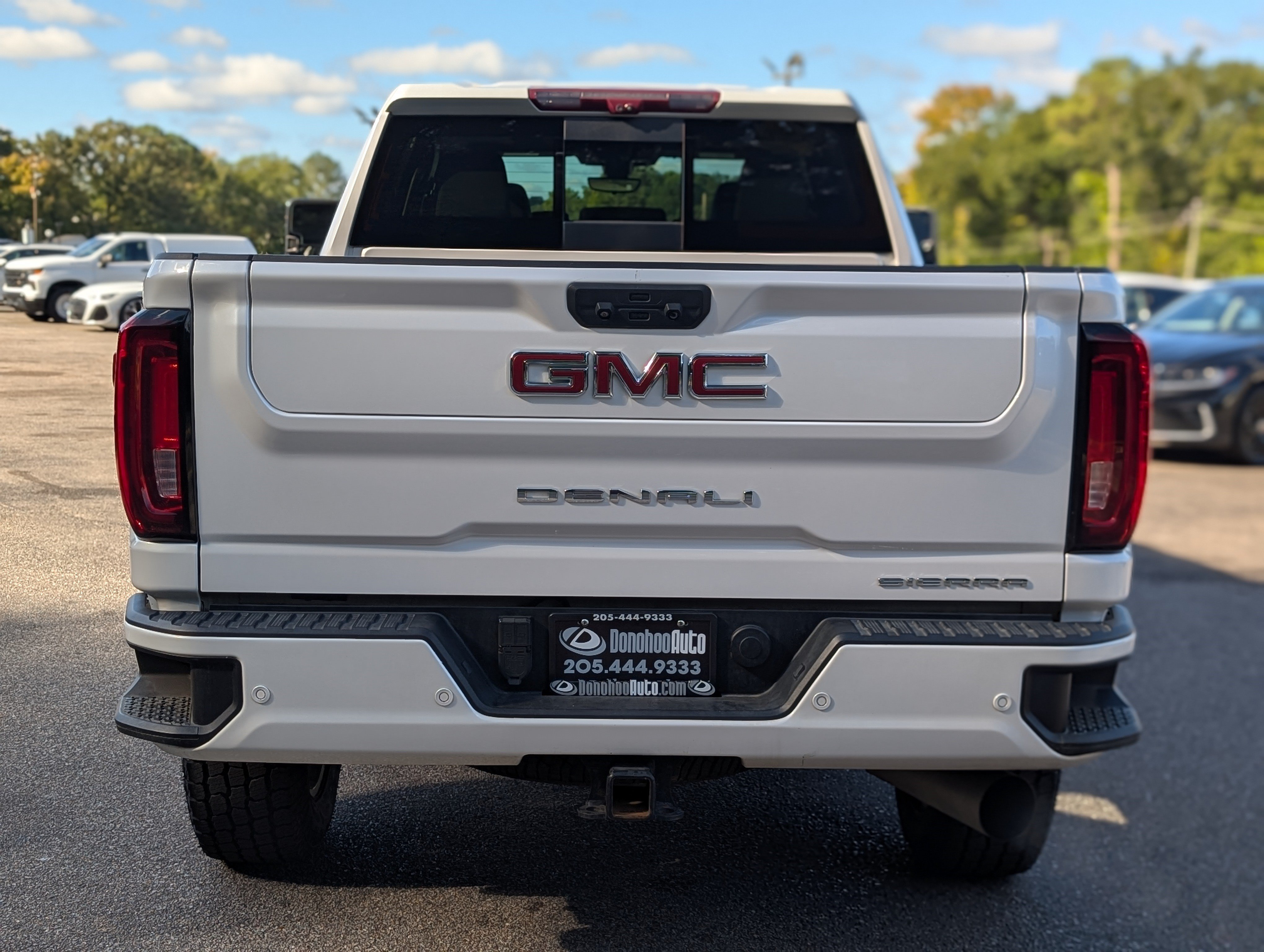 Used 2023 GMC Sierra 2500 Denali w/ Denali Ultimate Package AWD/4WD image 8