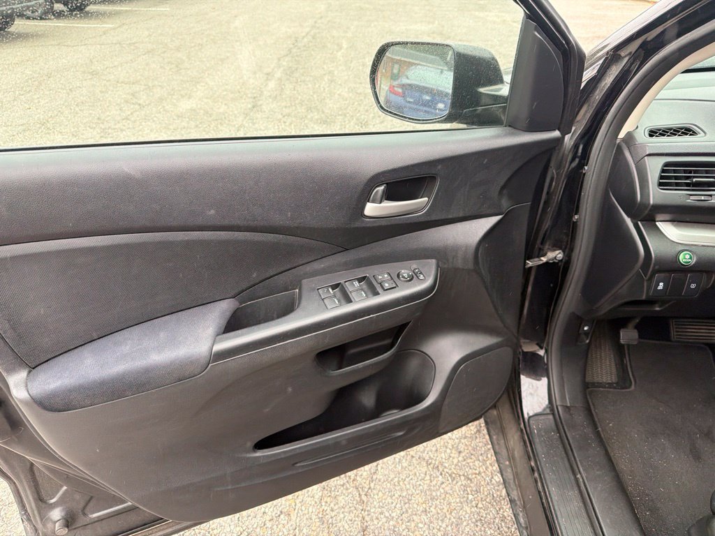 Used 2016 Honda CR-V SE image 12