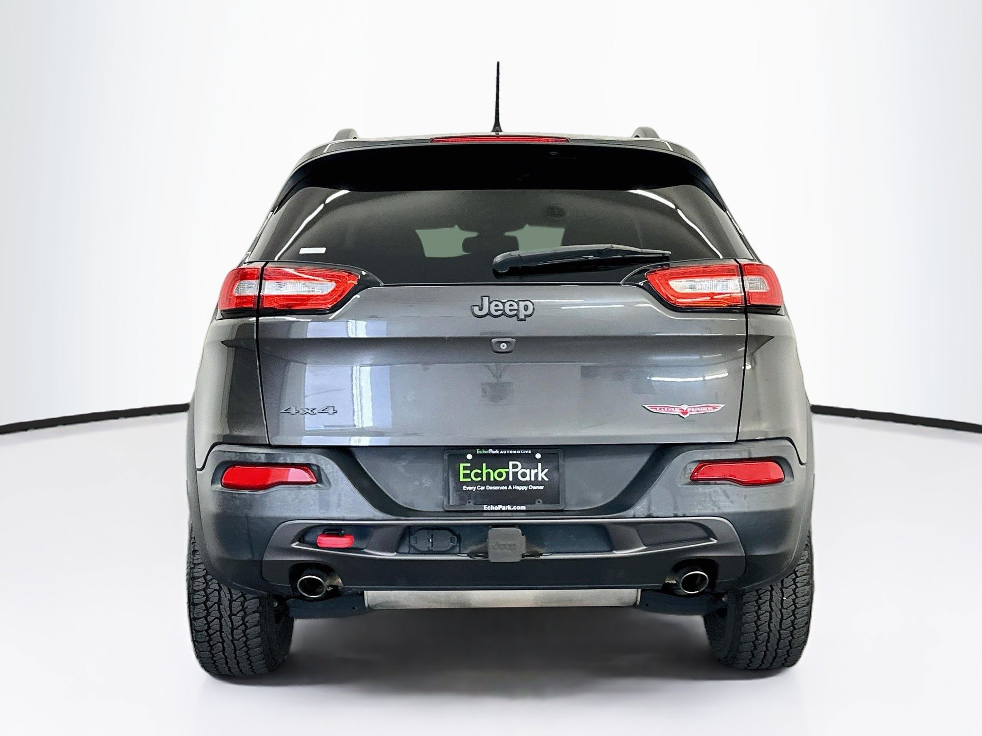 Used 2015 Jeep Cherokee Trailhawk w/ Cold Weather Group AWD/4WD image 7