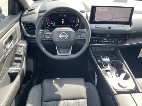 New 2026 Nissan Rogue Platinum AWD/4WD image 14