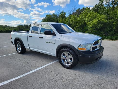 Used 2011 RAM 1500 ST w/ ST Popular Equipment Group RWD image 8