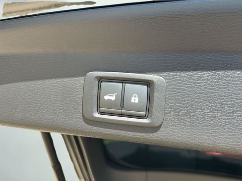Used 2024 Mitsubishi Outlander SEL AWD/4WD image 26