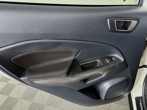 Used 2020 Ford EcoSport SE w/ SE Convenience Package image 25