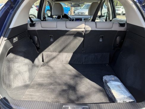 Used 2017 Honda HR-V LX image 7