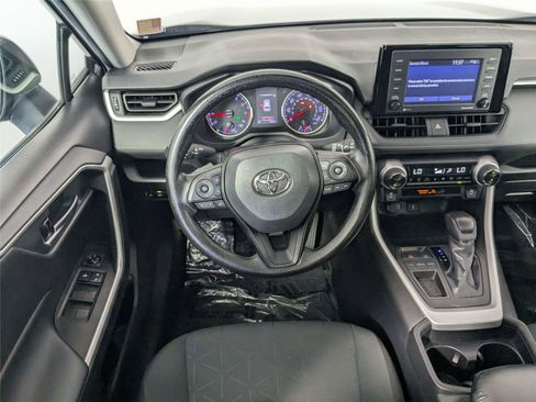 Used 2021 Toyota RAV4 XLE w/ Convenience Package FWD image 36
