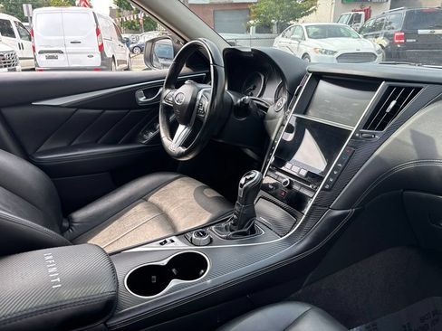 Used 2018 INFINITI Q50 Luxe RWD image 10