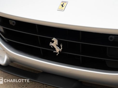 Used 2022 Ferrari Portofino M image 5