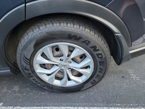 Used 2024 Honda CR-V LX image 14