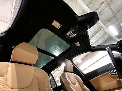 Certified 2024 Volvo XC90 B6 Ultimate image 23