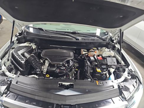 Used 2023 Cadillac XT6 Premium Luxury image 31