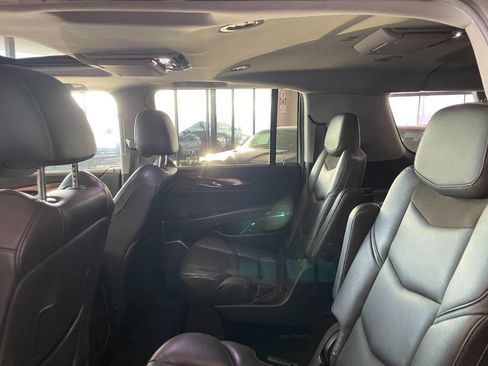 Used 2017 Cadillac Escalade ESV Premium Luxury w/ LPO, Radiant Package image 20