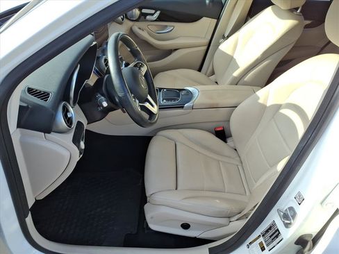 Used 2020 Mercedes-Benz GLC 300 GLC 300 4MATIC image 5