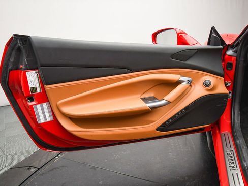 Certified 2021 Ferrari F8 Tributo image 46