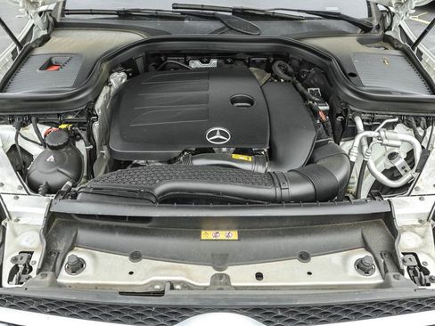 Used 2022 Mercedes-Benz GLC 300 4MATIC image 39