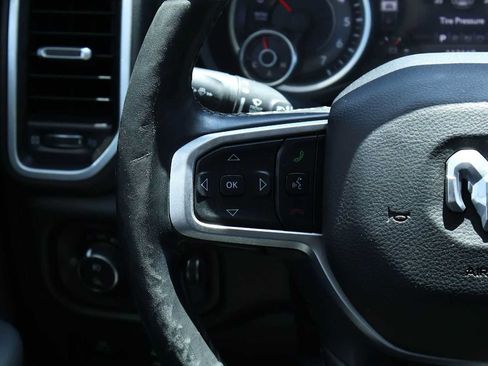 Used 2019 RAM 1500 Big Horn AWD/4WD image 22