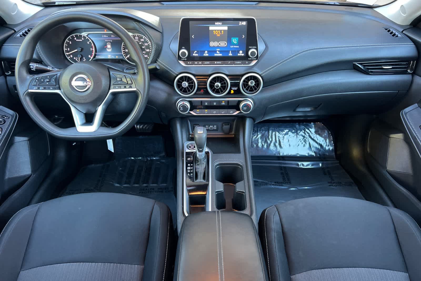 Used 2025 Nissan Sentra SV FWD image 3