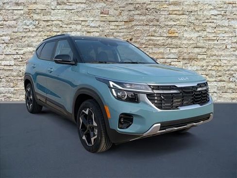 New 2026 Kia Seltos S image 2