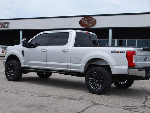 Used 2018 Ford F250 Lariat AWD/4WD image 3