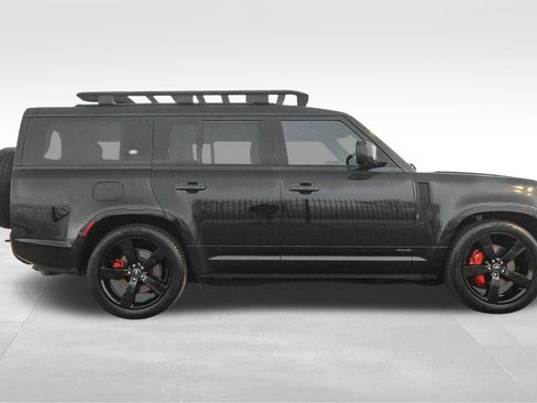 Used 2023 Land Rover Defender 130 X image 4