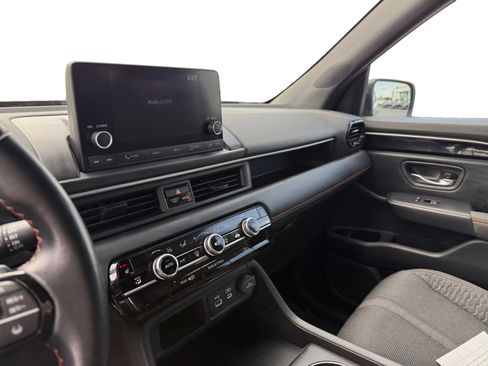 Certified 2024 Honda Pilot Sport image 12