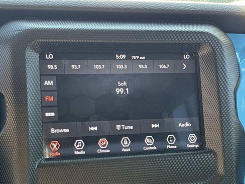 Used 2023 Jeep Wrangler Unlimited AWD/4WD image 34