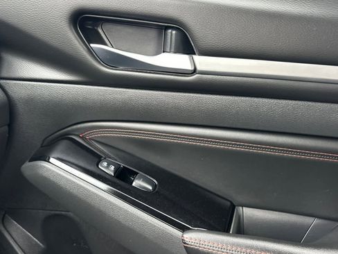 Used 2023 Nissan Altima 2.5 SR image 19