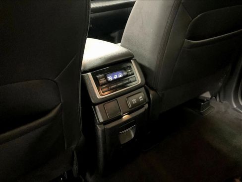 Used 2022 Subaru Ascent Onyx Edition image 29