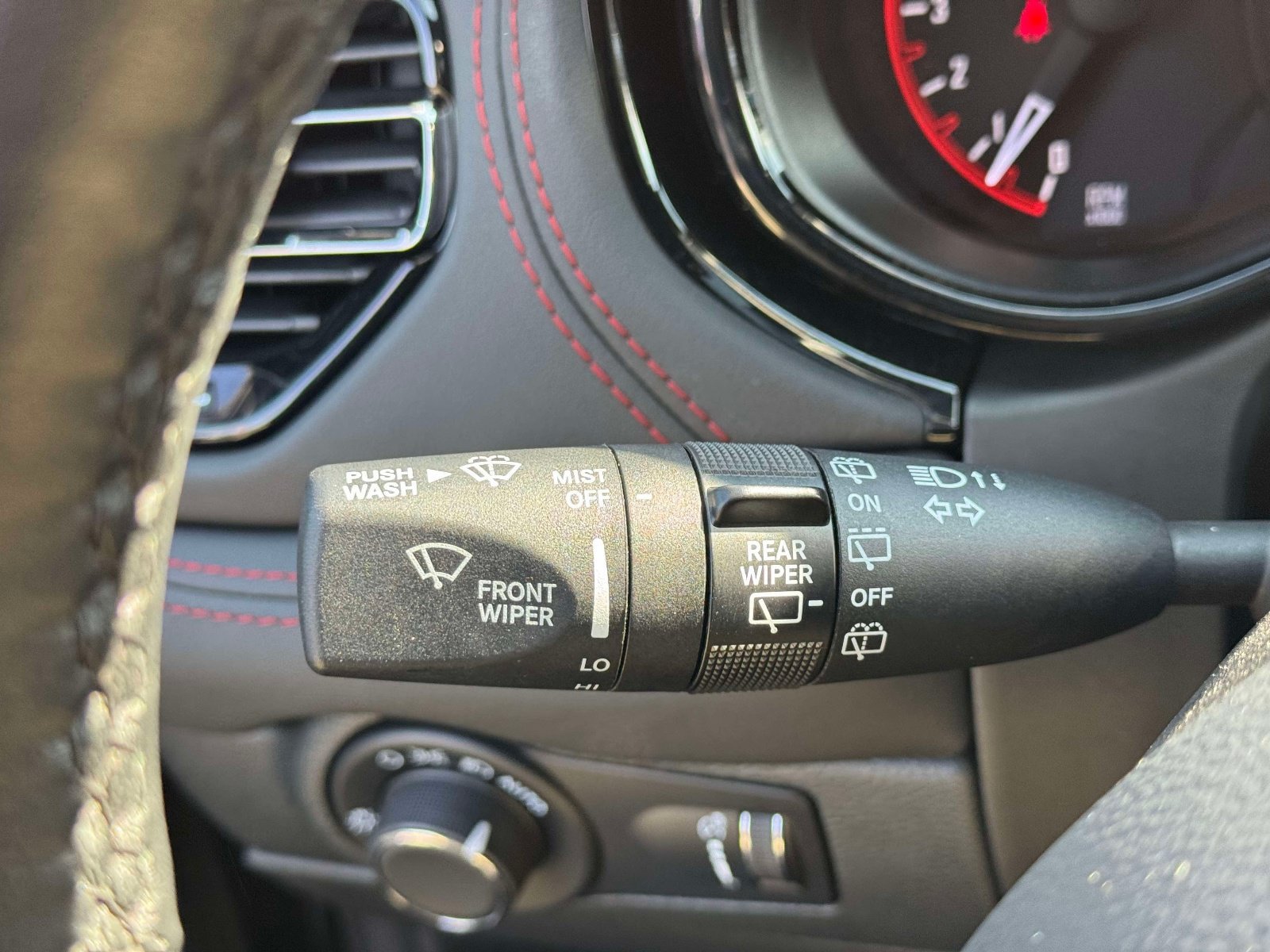 Used 2025 Dodge Durango GT AWD/4WD image 22