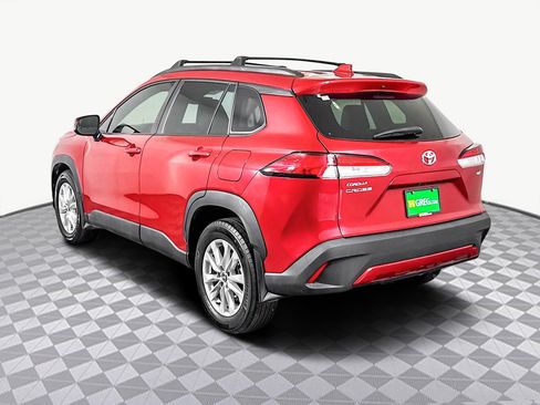 Used 2024 Toyota Corolla Cross LE image 7