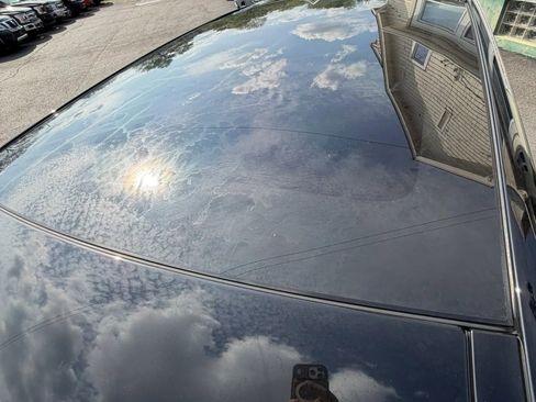 Used 2016 Land Rover Discovery Sport HSE Luxury image 70