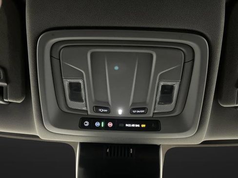 Used 2024 Chevrolet Silverado 2500 Custom w/ Custom Value Package image 24