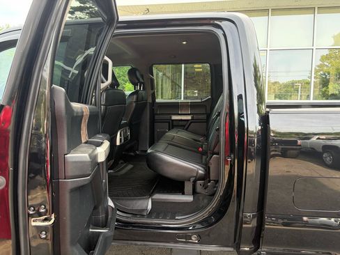 Used 2019 Ford F350 Lariat w/ Lariat Ultimate Package AWD/4WD image 40