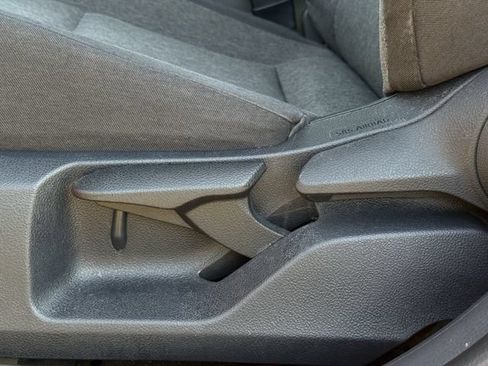 Used 2025 Toyota Camry LE FWD image 28