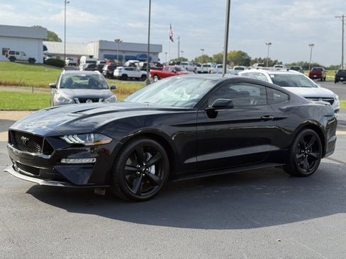 Used 2022 Ford Mustang GT Premium w/ Equipment Group 401A image 3
