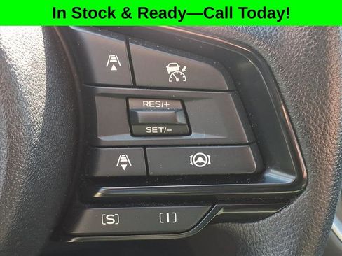 Used 2025 Subaru Crosstrek 2.0i Premium image 22