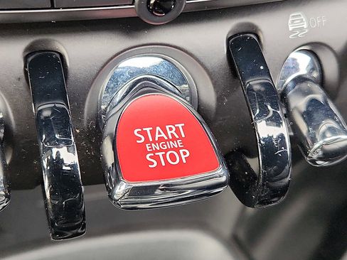 Used 2024 MINI Cooper Convertible image 25