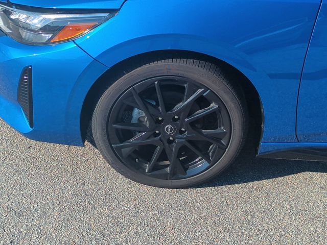 Used 2025 Nissan Sentra SR w/ Midnight Edition FWD image 10