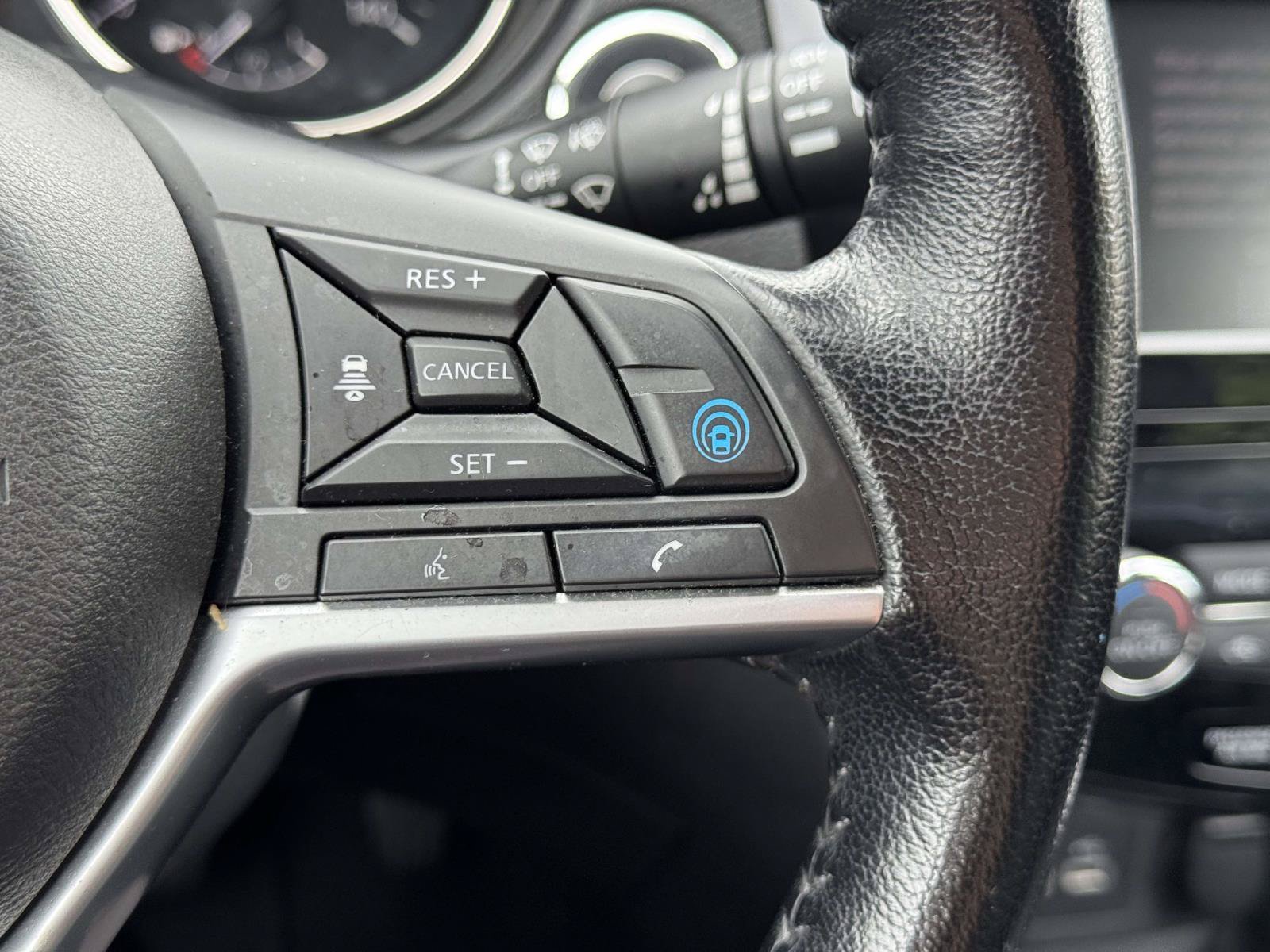 Used 2022 Nissan Rogue Sport SL AWD/4WD image 20