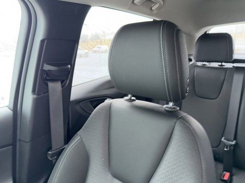 Used 2025 Buick Encore GX Preferred image 46