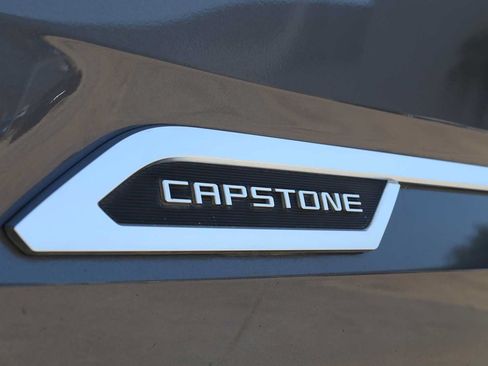 Used 2022 Toyota Tundra Capstone AWD/4WD image 59