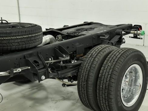 Used 2023 RAM 3500 Tradesman image 4