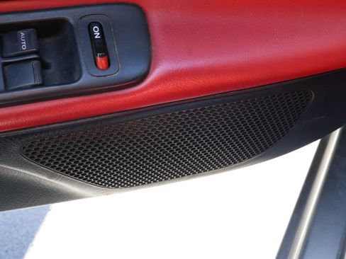 Used 2000 Honda S2000 image 18