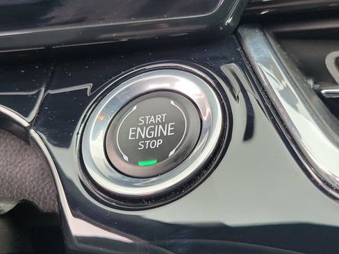 Certified 2025 Chevrolet Trax RS w/ Driver Confidence Package FWD image 24