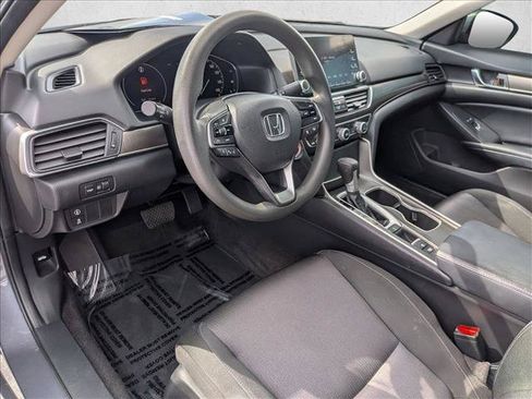 Used 2018 Honda Accord LX image 10