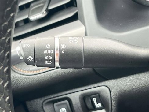 Certified 2023 GMC Acadia AT4 image 24