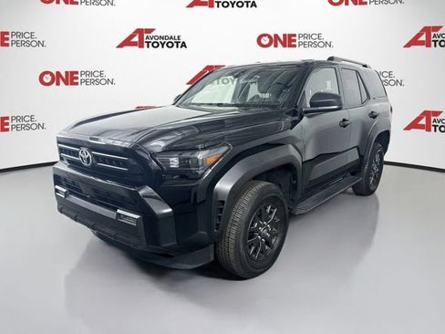 Certified 2025 Toyota 4Runner SR5 AWD/4WD image 4