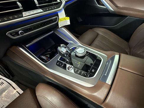 Used 2022 BMW X6 xDrive40i w/ Executive Package image 38