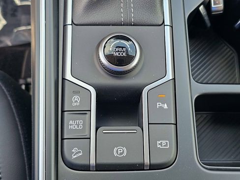 New 2026 Kia Sorento S FWD image 30